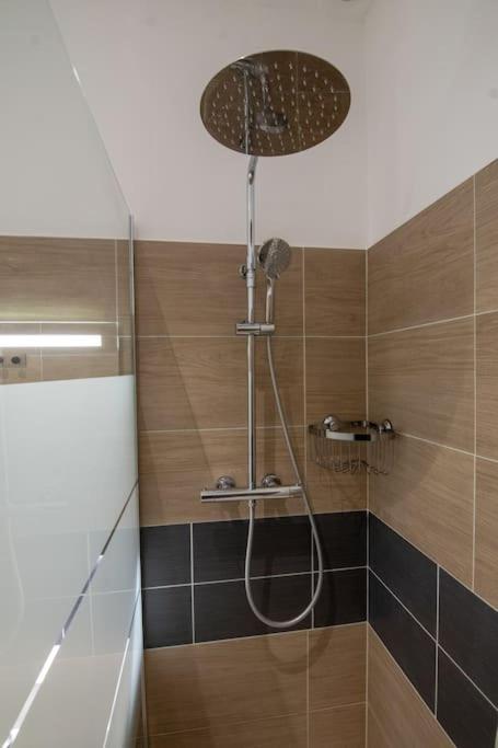 Appartement Quai Jean Jaures Le Panorama Mâcon Buitenkant foto